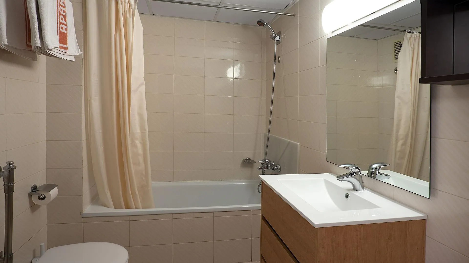 Apartamentos Rosanna Lloret de Mar 0*,